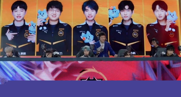 电竞比分网：万众期待的英雄联盟手游要来了？！