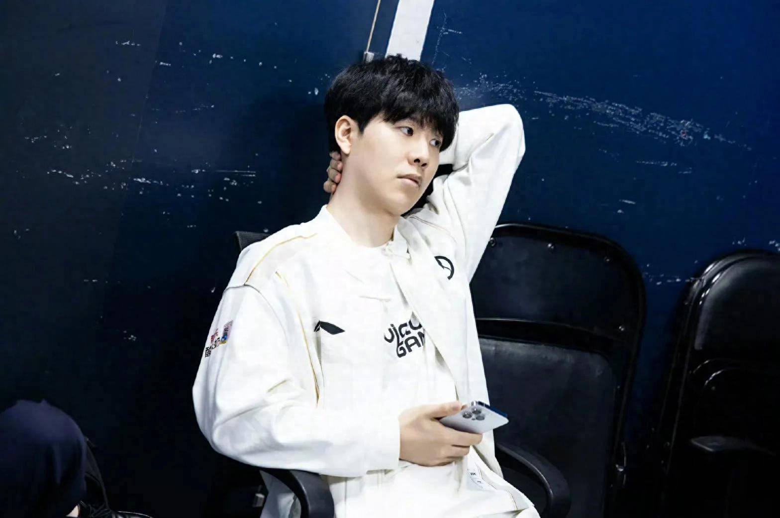 KSCERATO ： 我希望能进入决赛并向 Vitality 复仇。