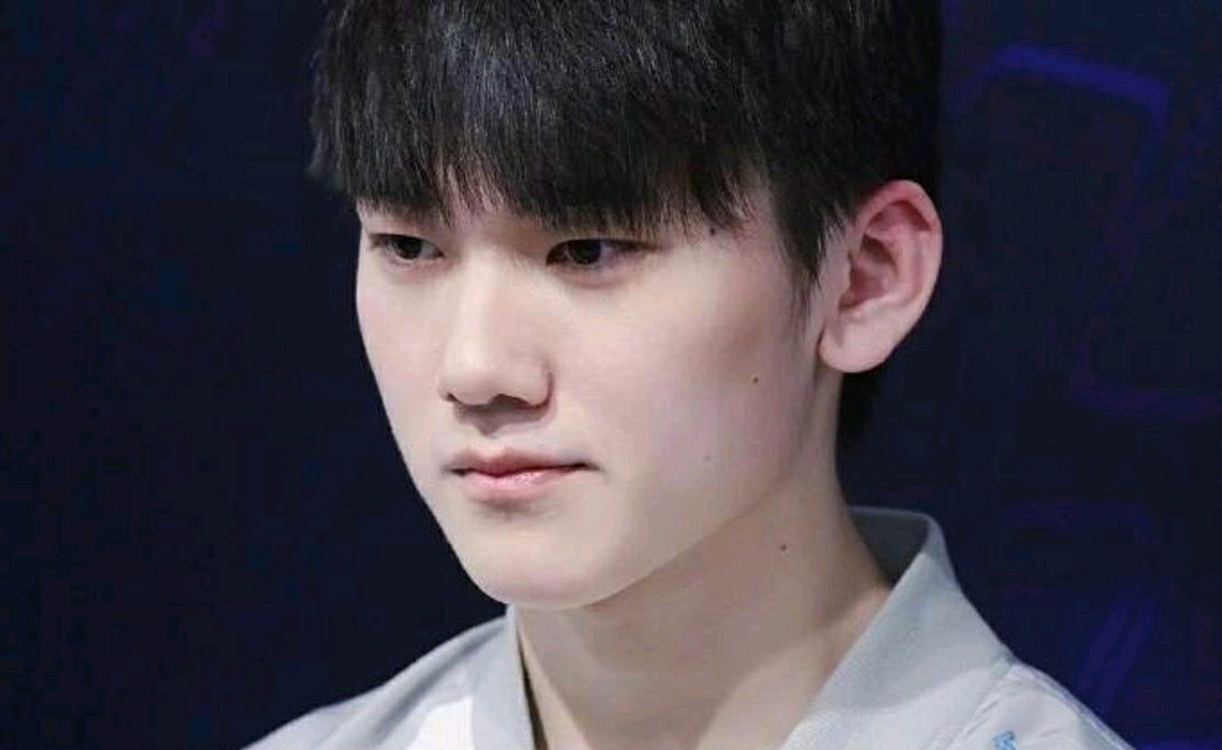 官方： LOUD 与 v1nNy 分道扬镳