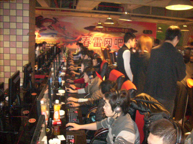 电竞比分网：万众期待的英雄联盟手游要来了？！